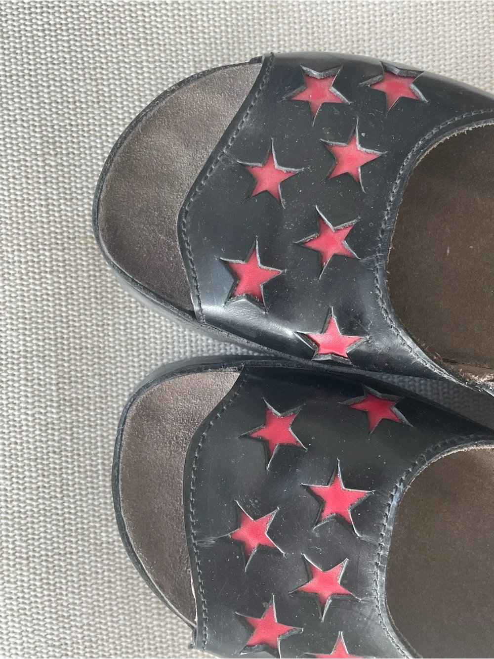 Tredair Black Sandals 1990s Vintage Red Star Cutouts *RARE*